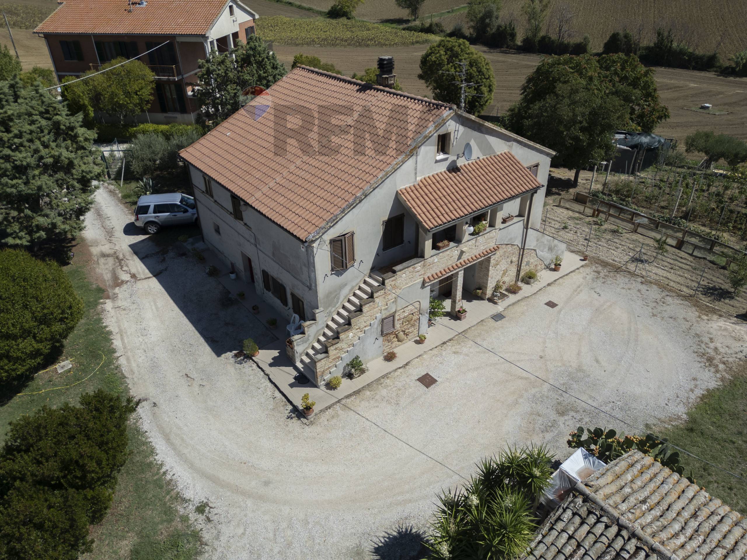 Rustico/Casale in vendita a Recanati - foto 4