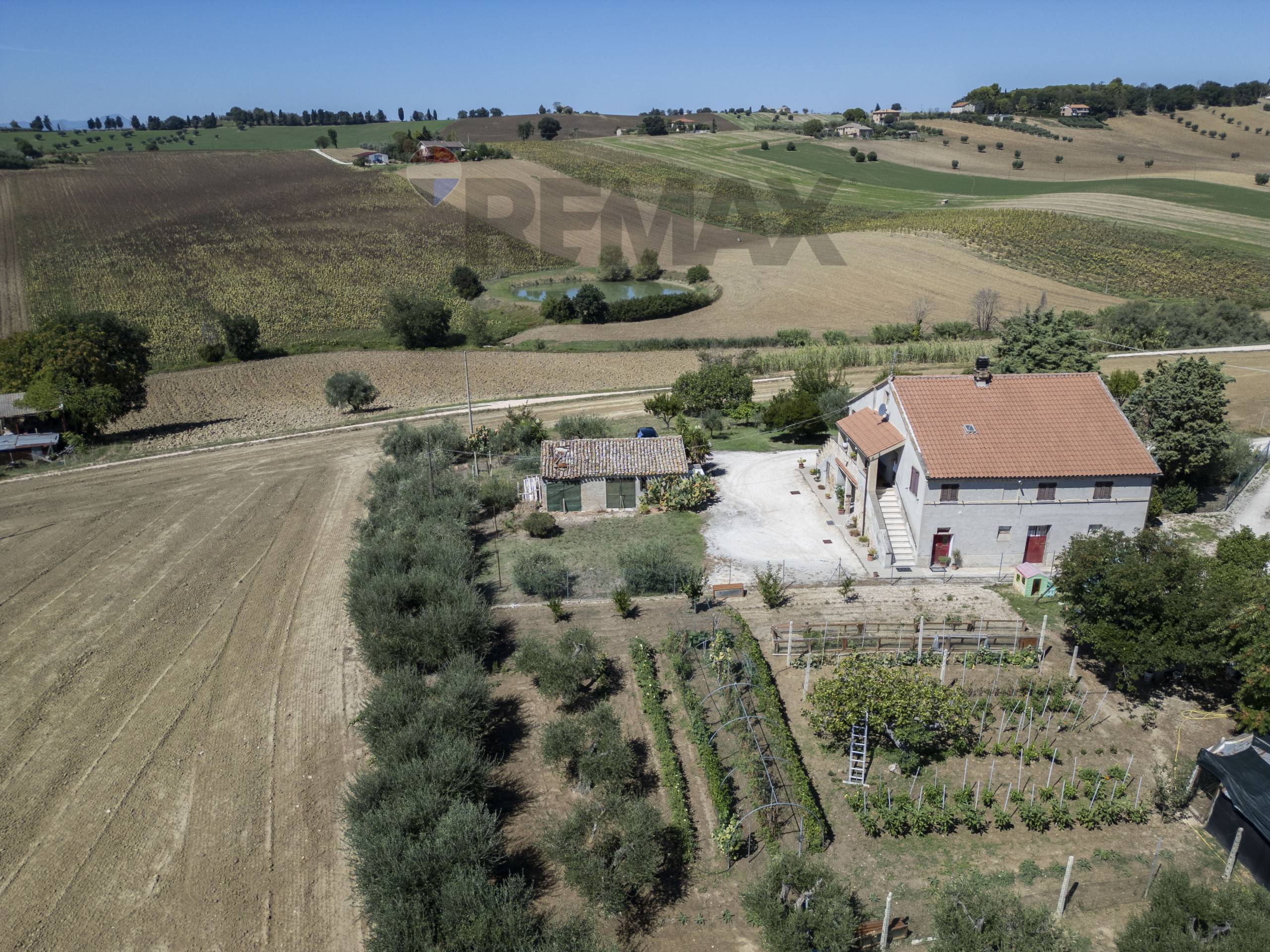 Rustico/Casale in vendita a Recanati - foto 3