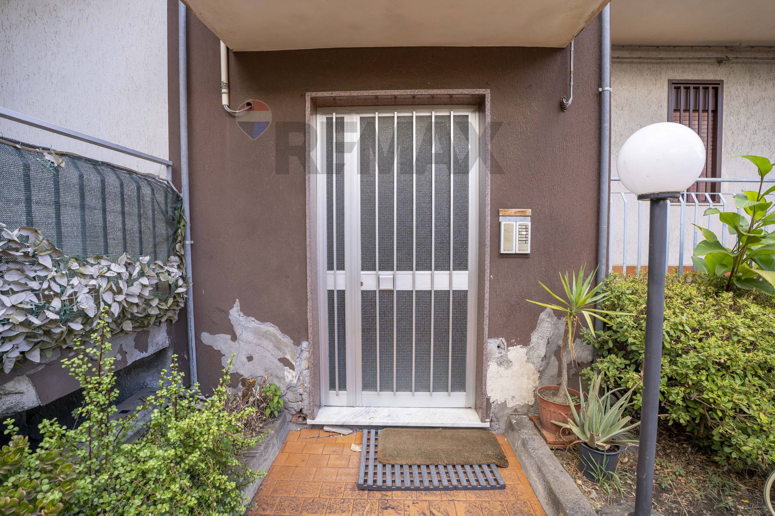 Appartamento in vendita a Aci Sant'Antonio - foto 4