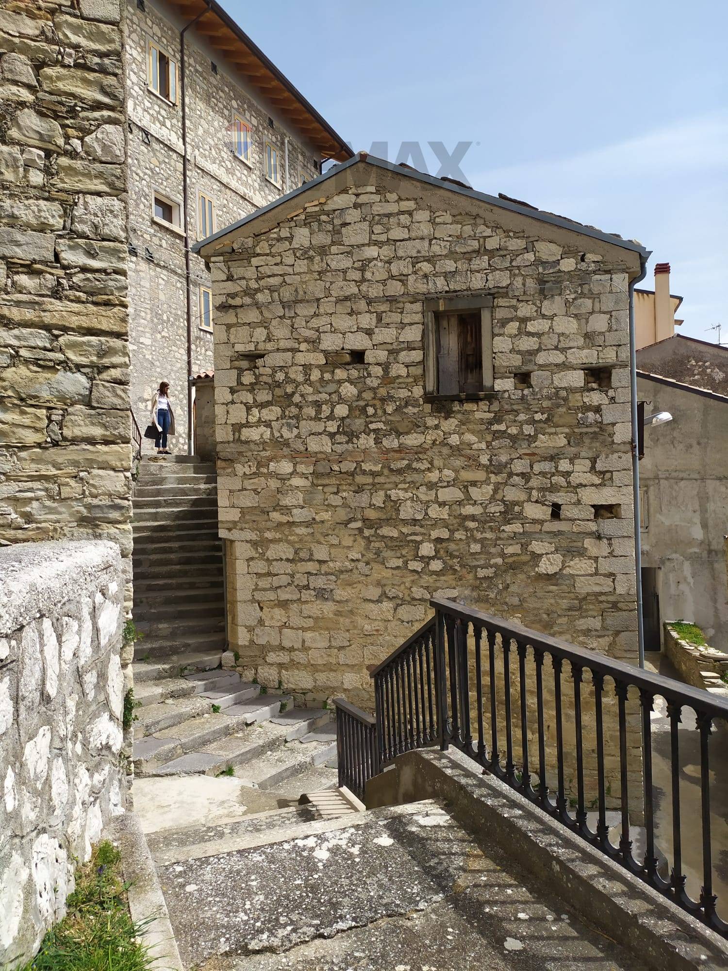 Rustico/Casale in vendita a Civitaluparell... - foto 9