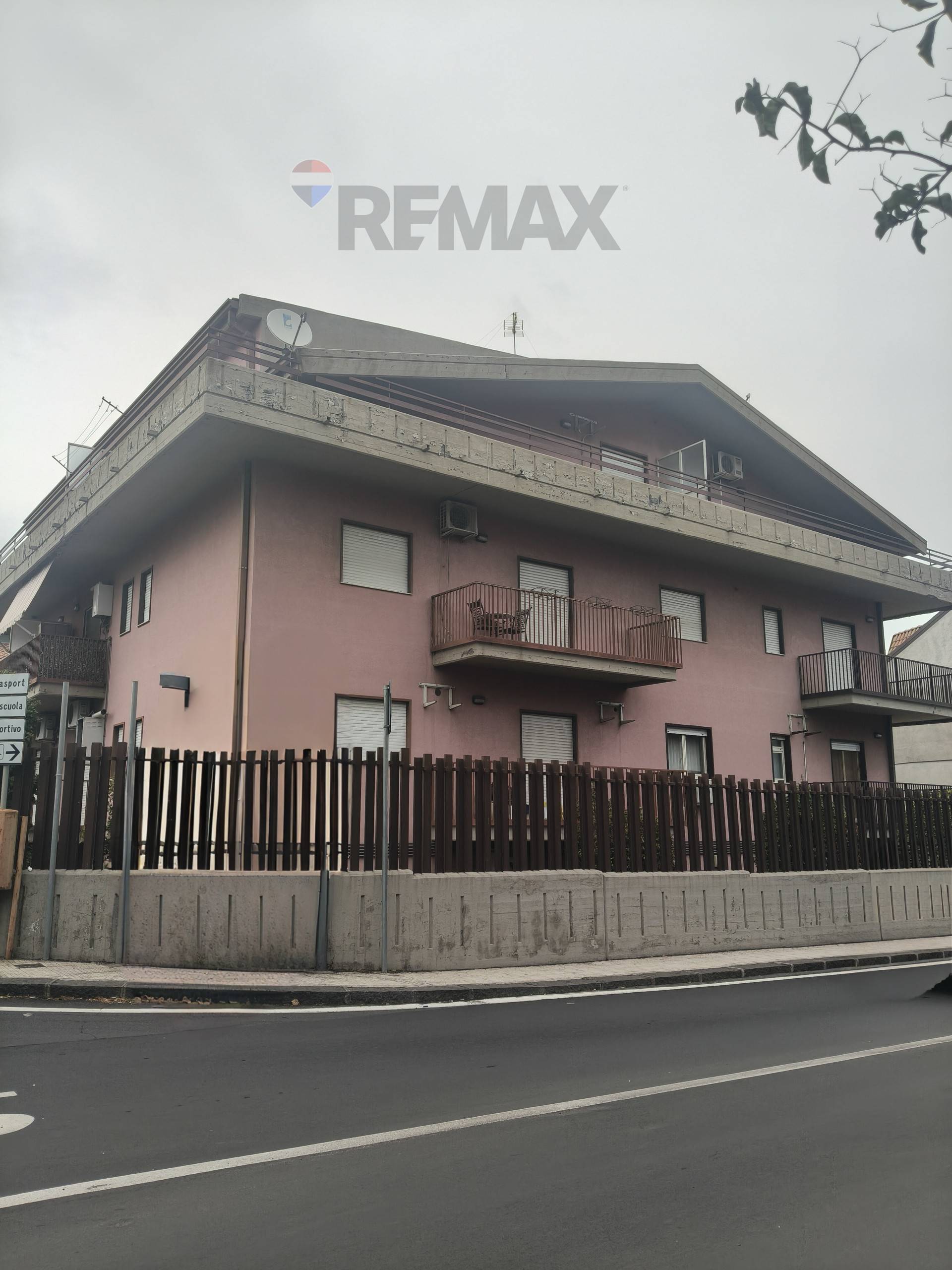 Palazzo/Stabile in vendita a Sant'Agata li... - foto 8