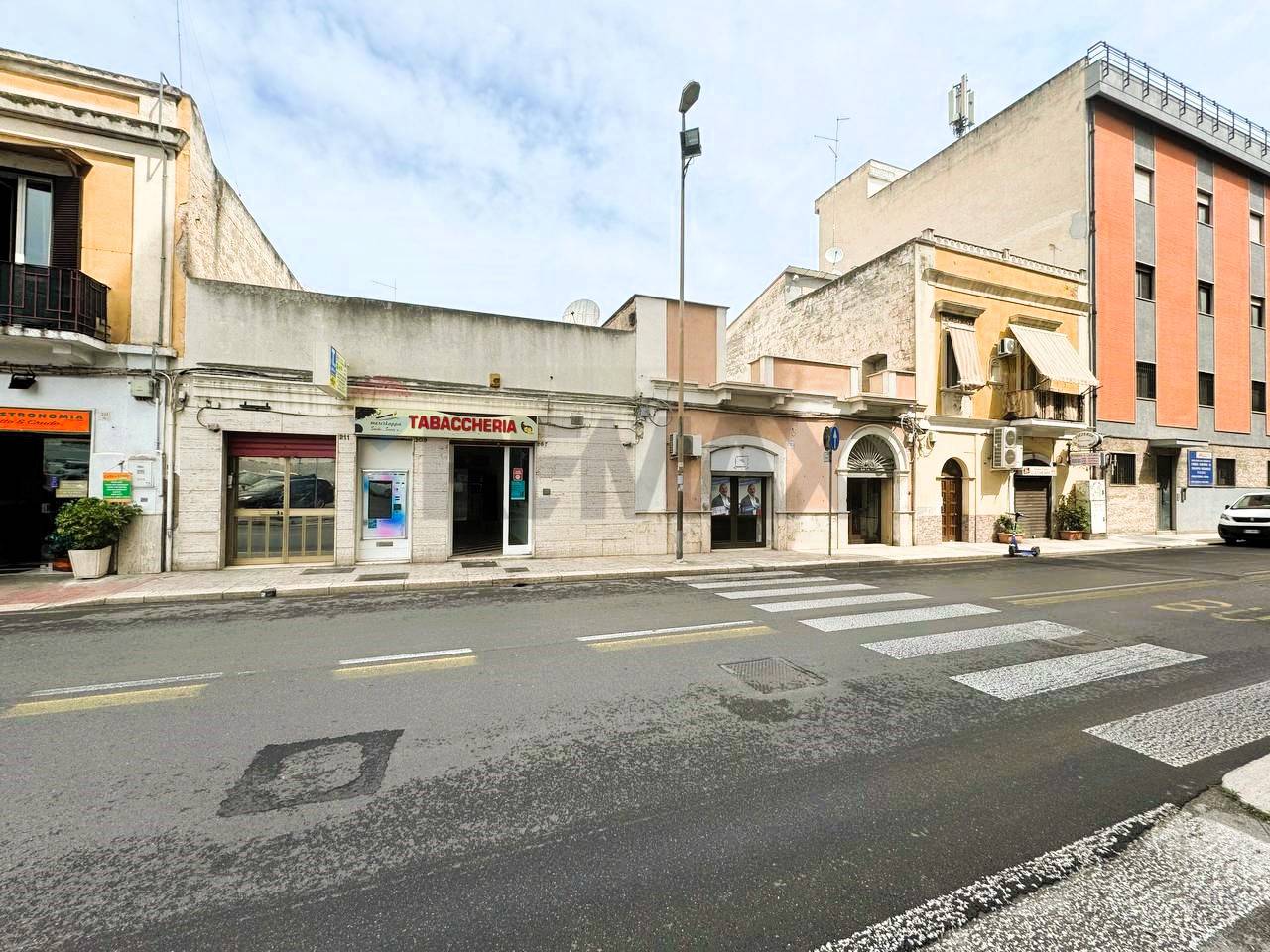 Attività Commerciale Bari