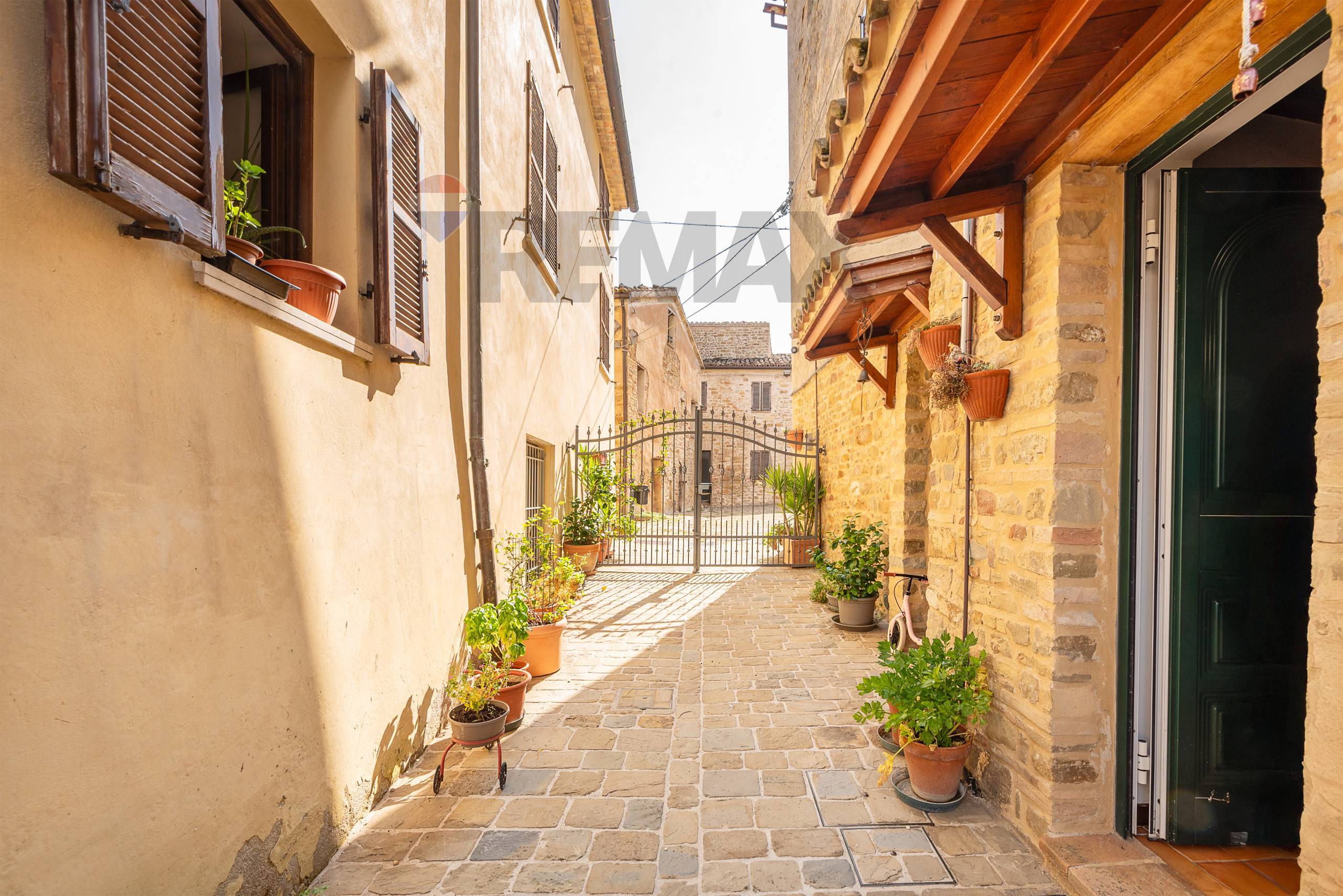Casa Indipendente in vendita a Cupramontana - foto 1