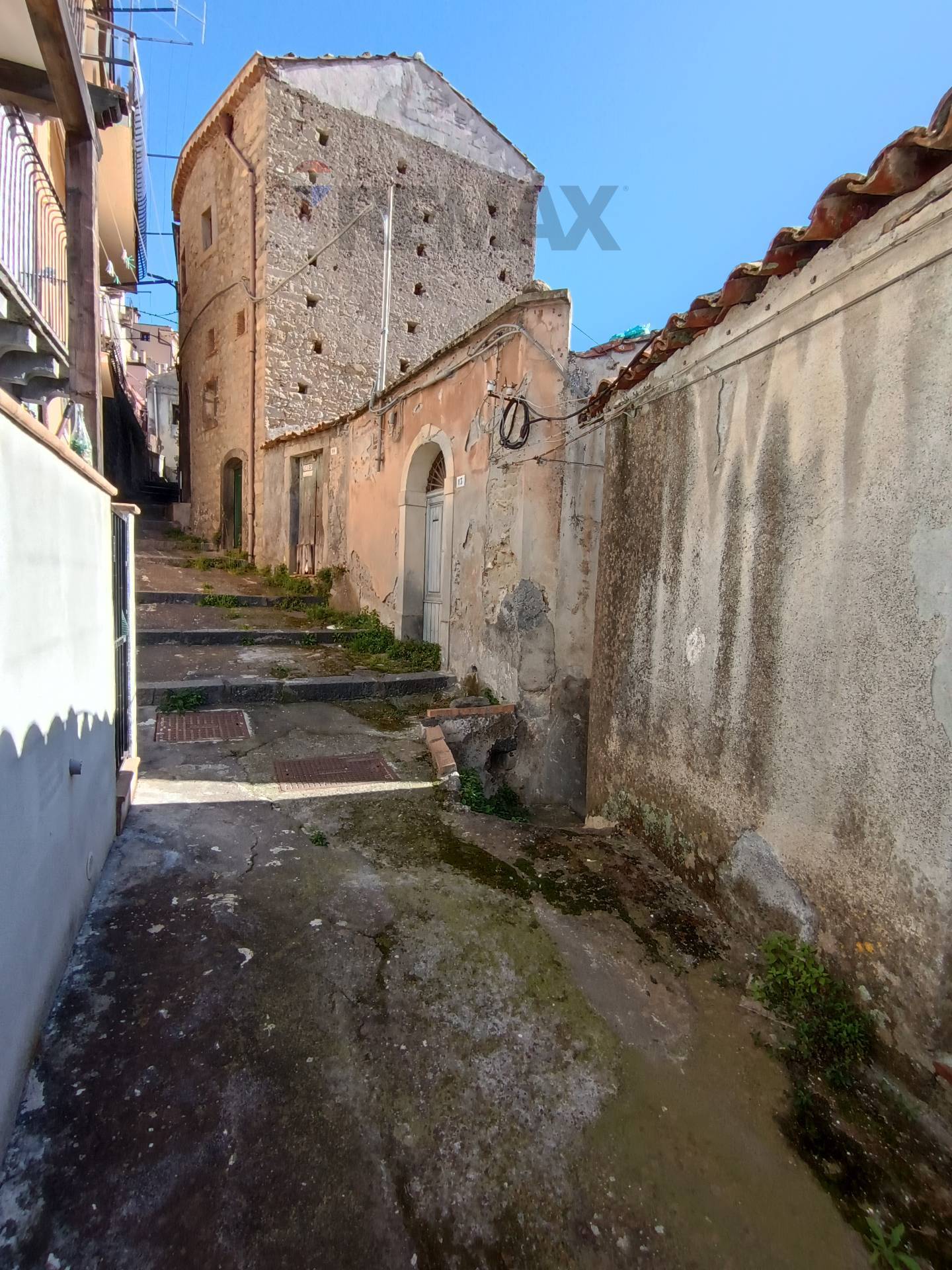 Casa Indipendente a Castiglione di Sicilia