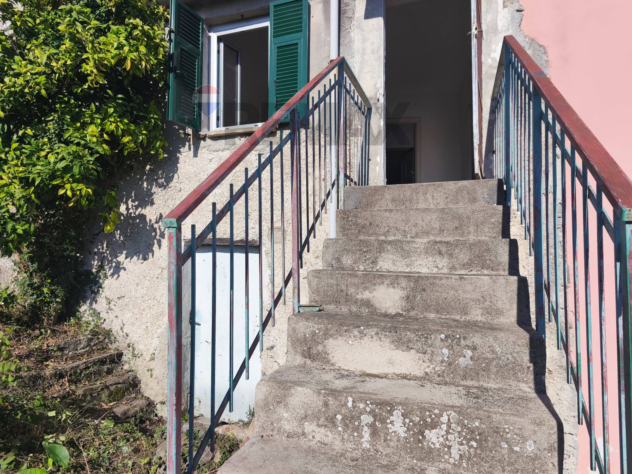 Rustico/Casale in vendita a Vado Ligure - foto 3