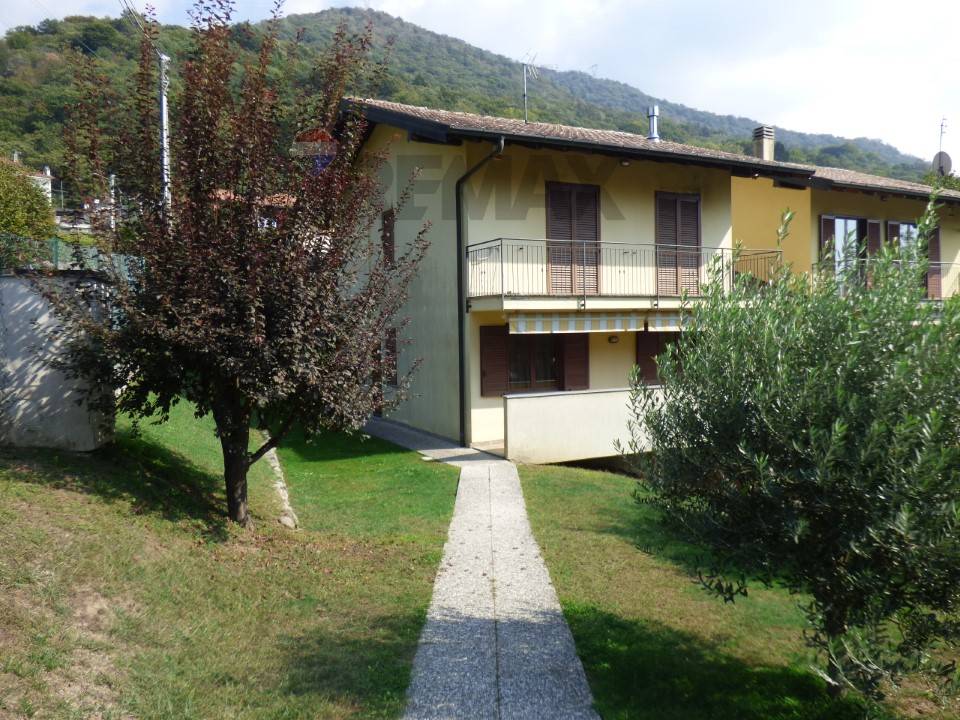 Villa a Dumenza