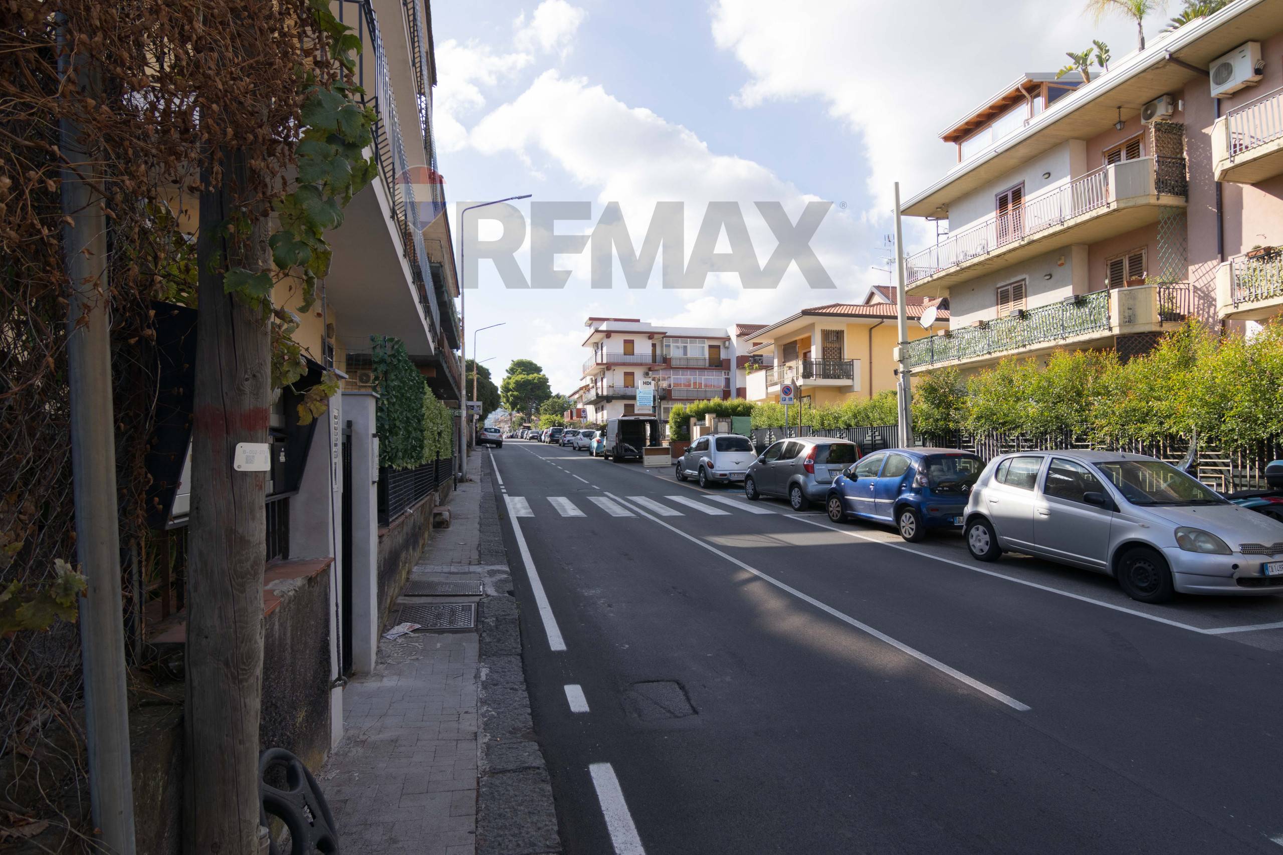 Appartamento in vendita a Aci Sant'Antonio - foto 2