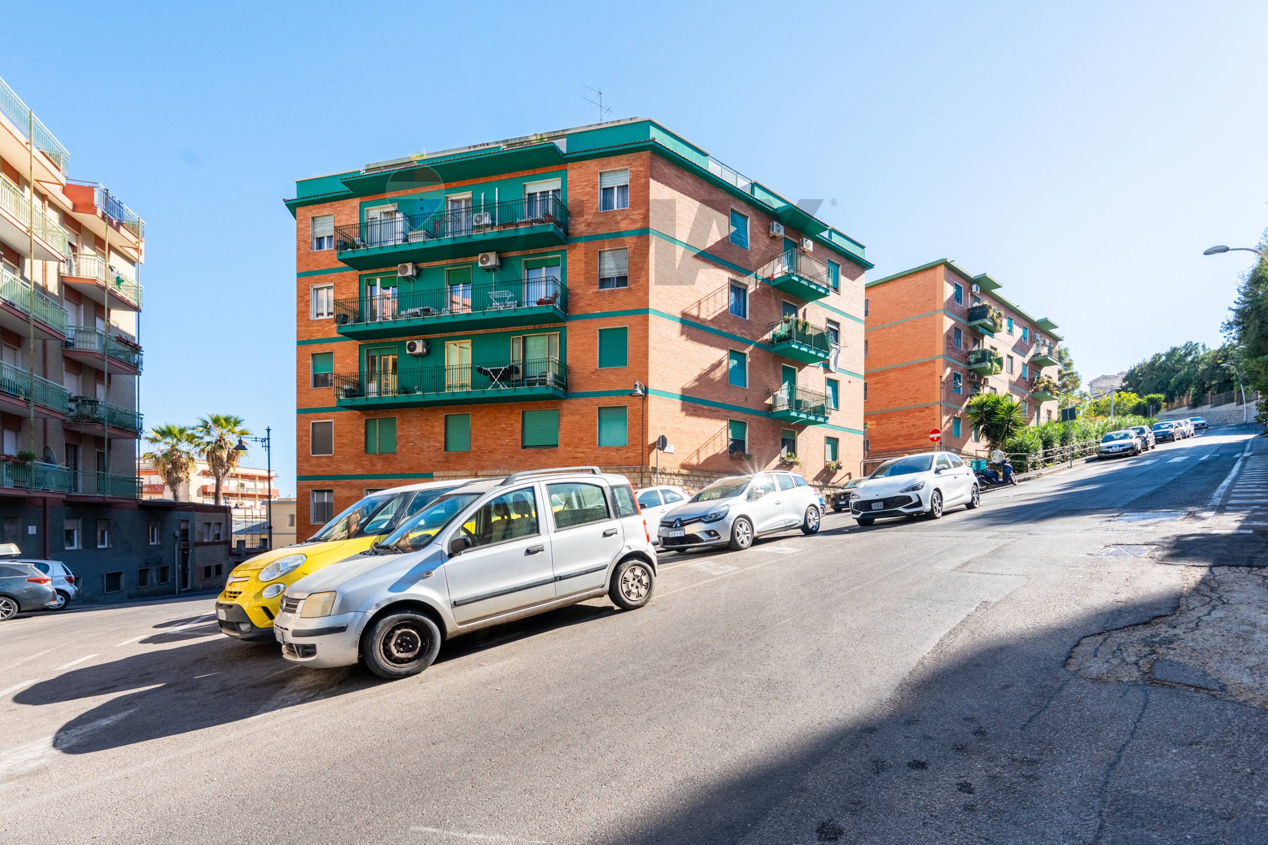 Appartamento in vendita a Cagliari, San be... - foto 2