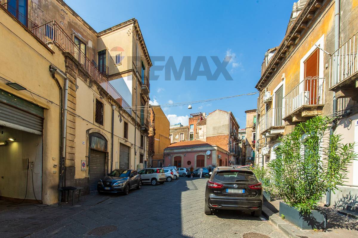 Appartamento in vendita a Catania, Centro storico, porto - foto 3