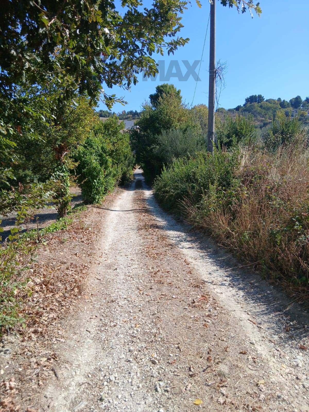 Rustico/Casale in vendita a Montesilvano - foto 2