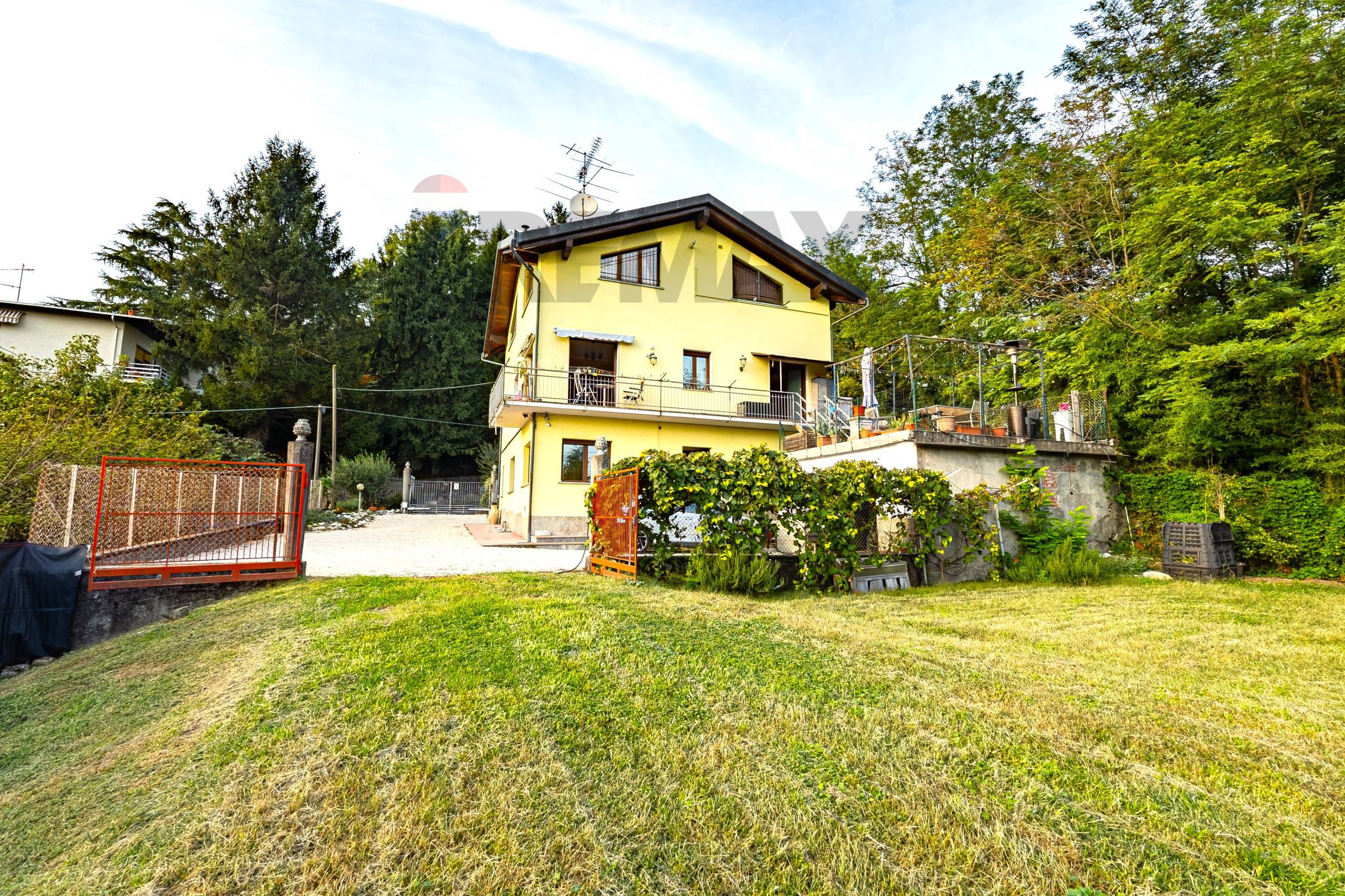 Villa in vendita a Caravate - foto 3