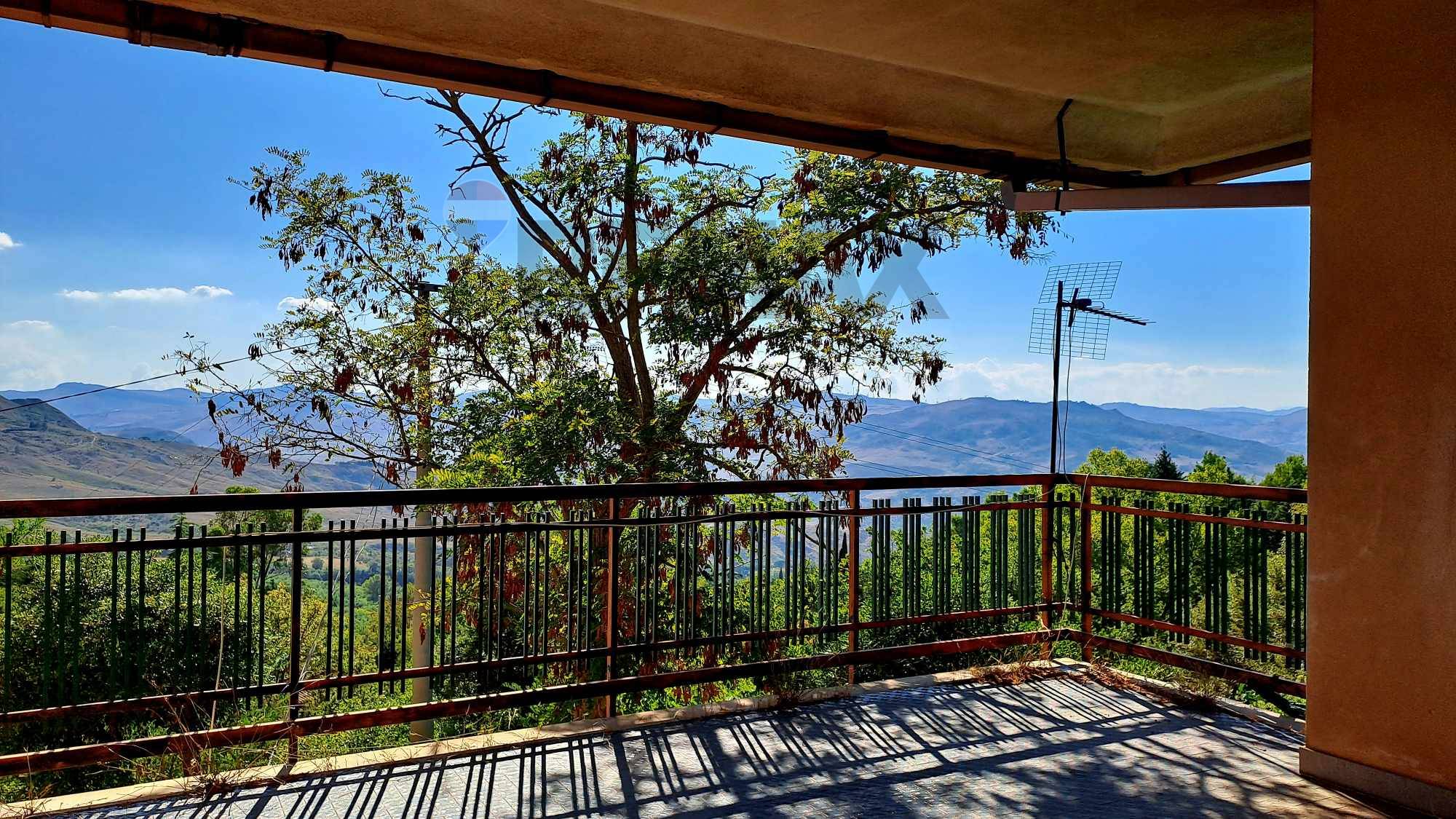 Villa in vendita a Polizzi Generosa - foto 1