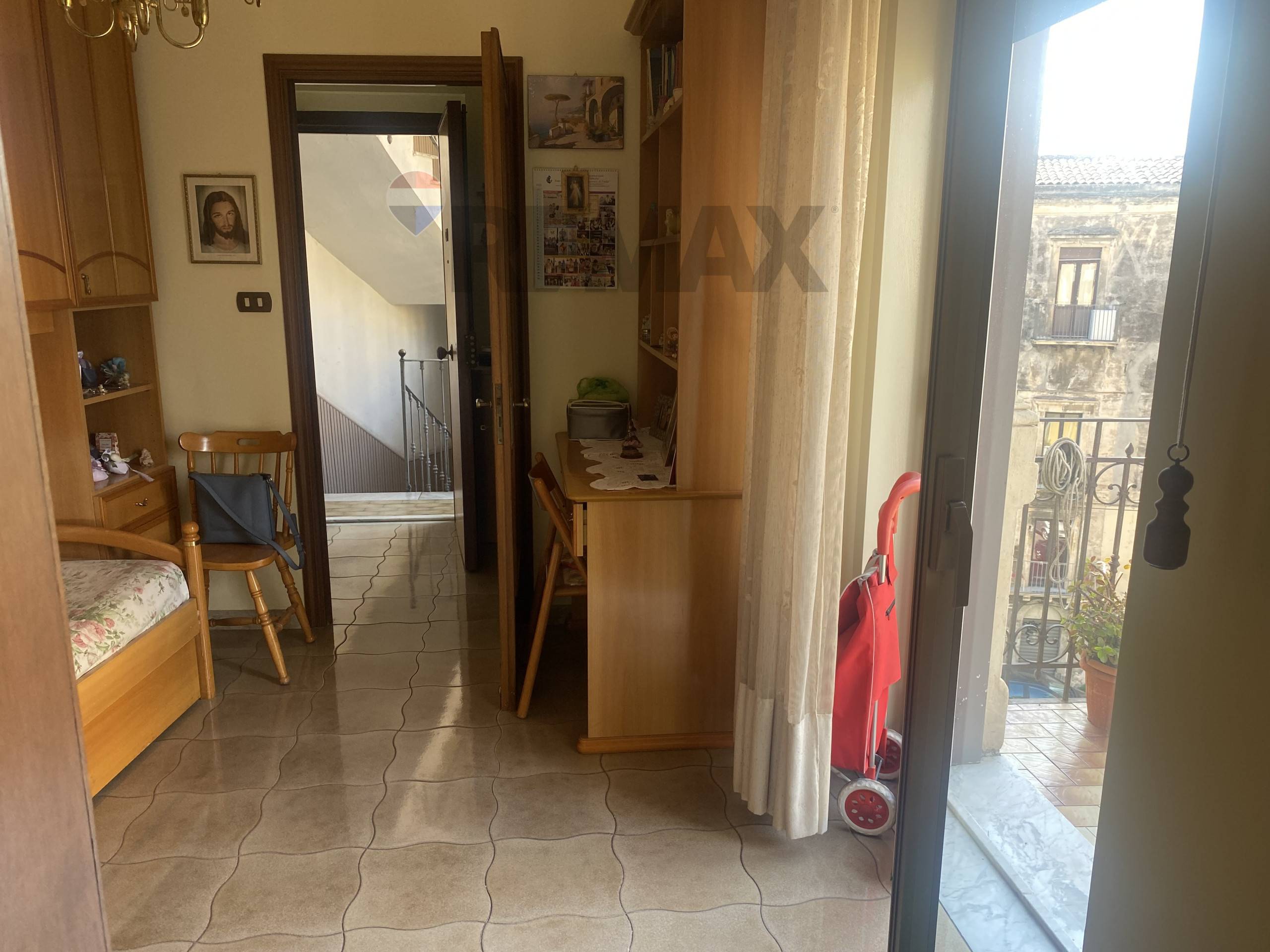 Appartamento in vendita a Catania, Centro storico, porto - foto 5