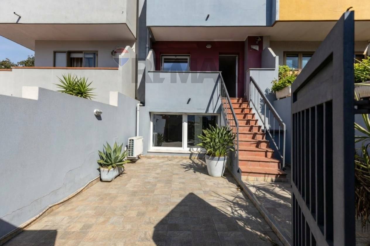 Villa in vendita a Cagliari, Pirri - foto 2