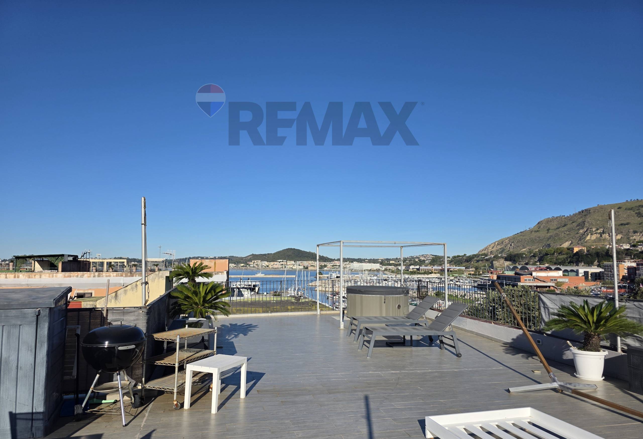 Appartamento in vendita a Pozzuoli - foto 2