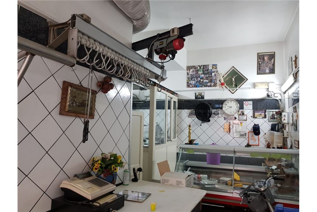 Negozio - Loc.Com. CATANIA vendita  Stazione  RE/MAX Tecnica