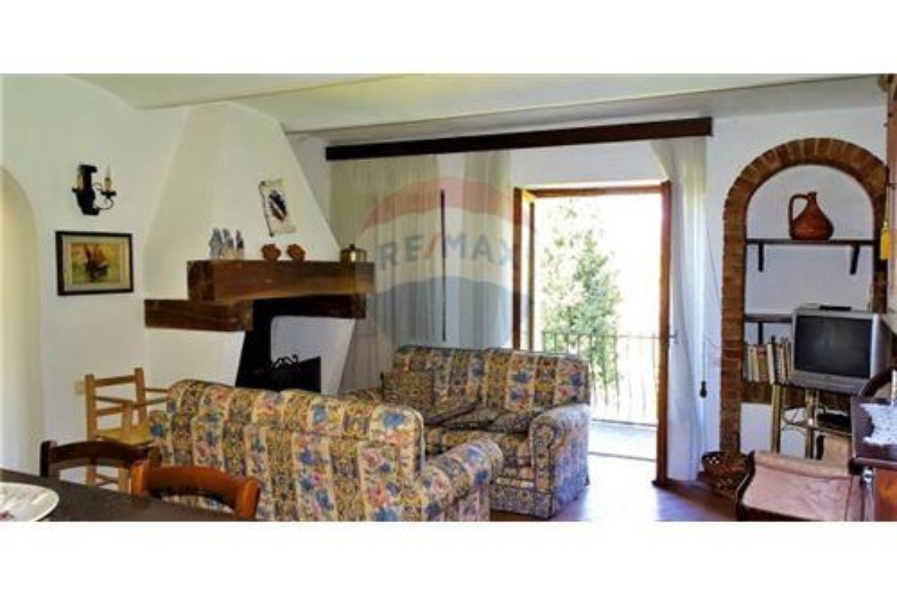 Villa ASCIANO vendita    RE/MAX Professional