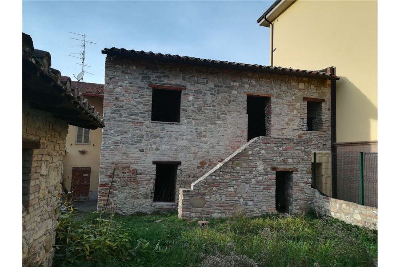 Villa Bifamiliare PERUGIA vendita  Pila  RE/MAX Famosa