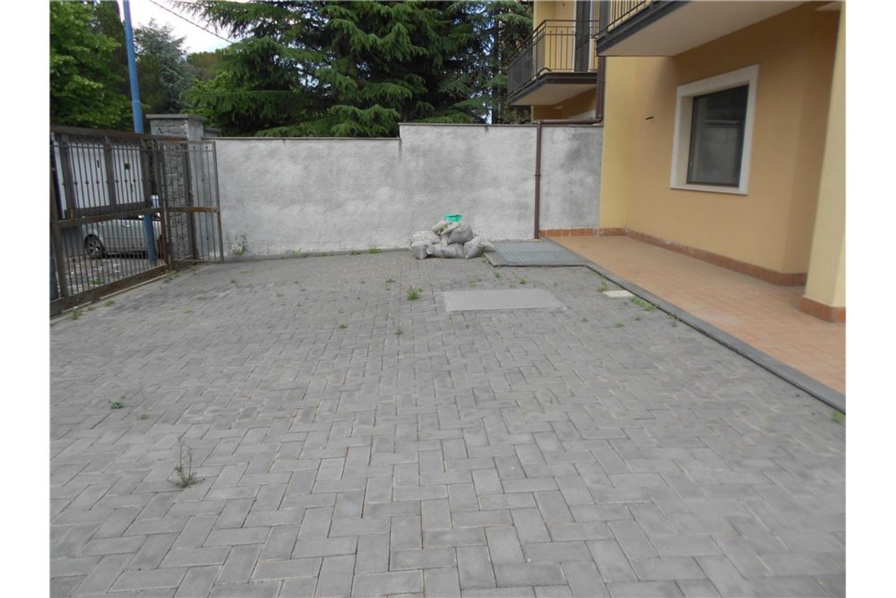 Villa Bifamiliare PEDARA vendita    RE/MAX CasAffare