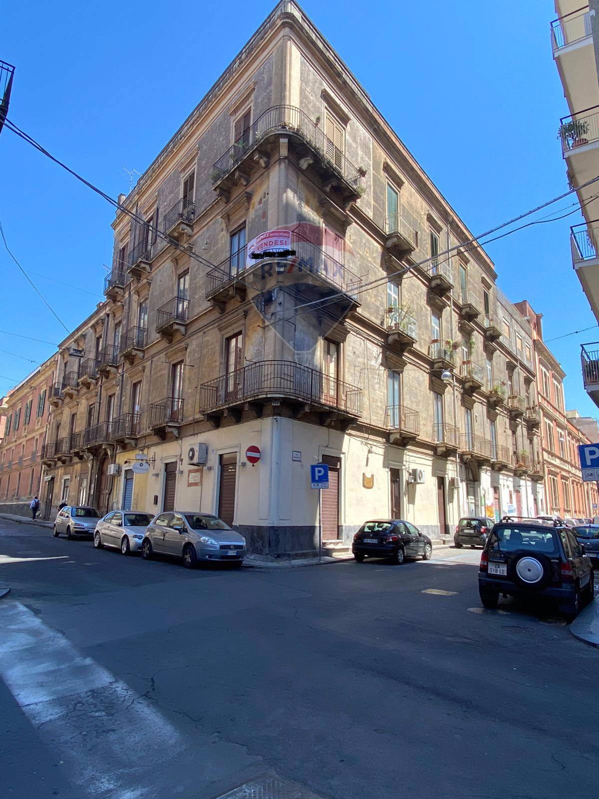  catania vendita quart: centro storico re-max-white-house