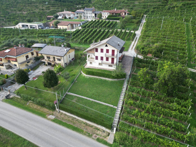 Casa Indipendente in vendita