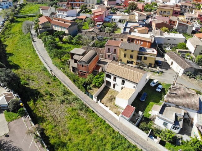 Casa Indipendente in Vendita
