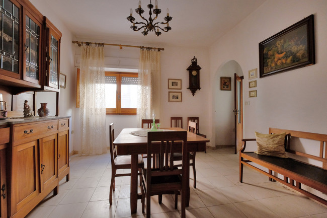 Casa Indipendente in Vendita