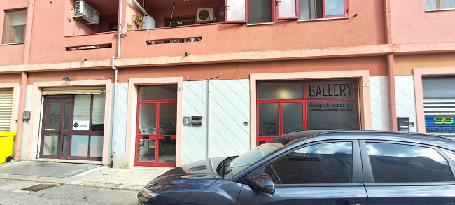 Locale Commerciale in Vendita