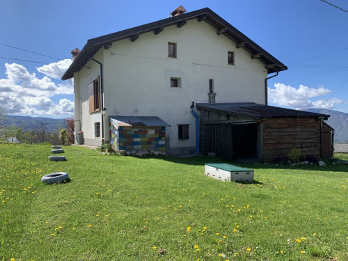 Appartamento in vendita