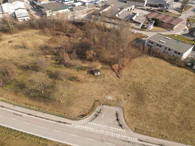 Terreno Industriale in vendita