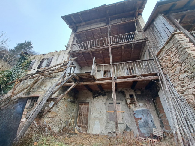 Casa Semindipendente in vendita