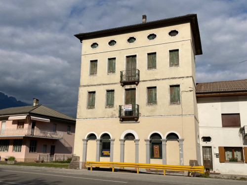 Casa Indipendente in vendita