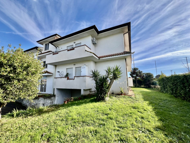 Appartamento in Vendita