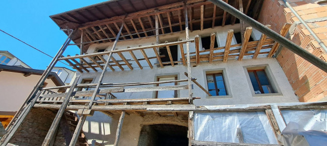 Casa Semindipendente in vendita