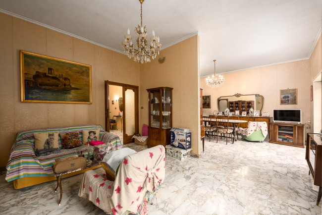 Appartamento in vendita