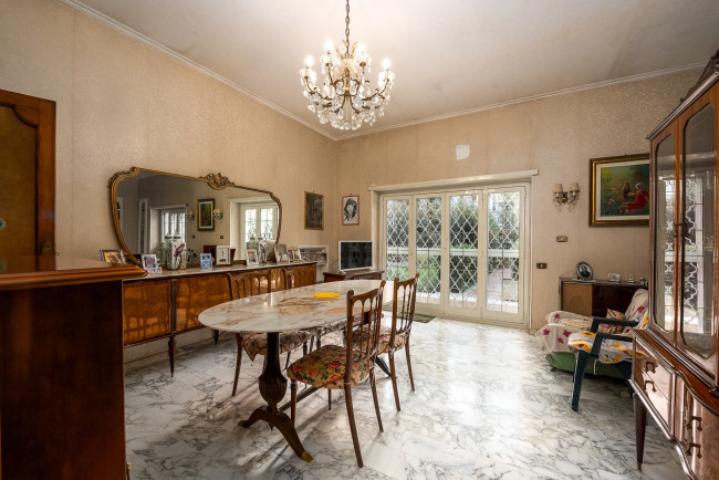 Appartamento in vendita