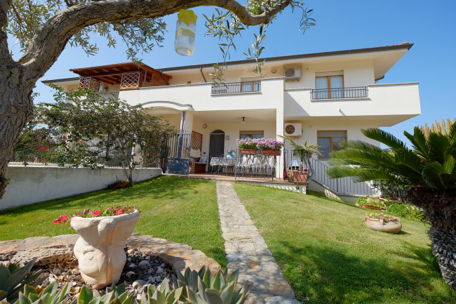 Appartamento in Vendita