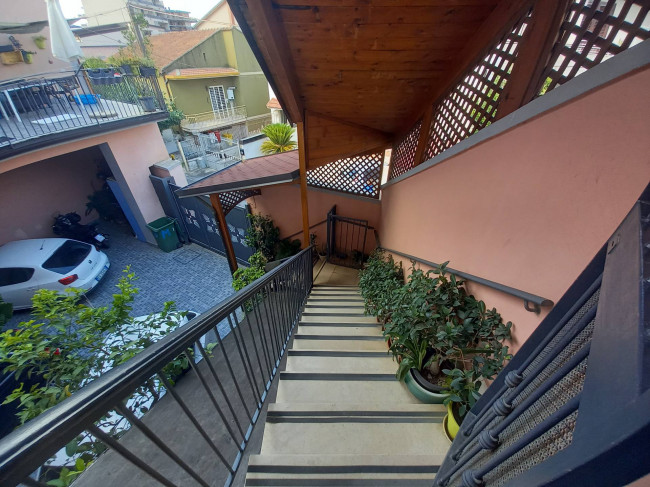 Casa Indipendente in Vendita