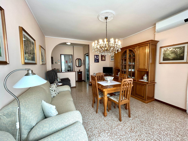 Appartamento in vendita