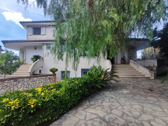 Villa o villino in Vendita