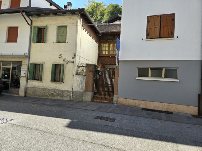 Casa Indipendente in vendita