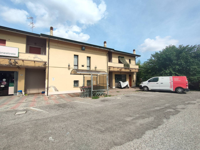 Casa Semindipendente in Vendita