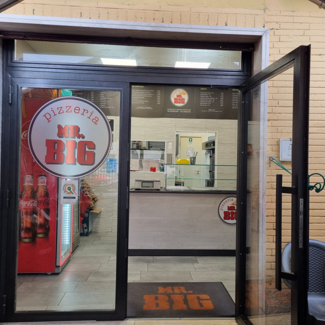 Locale Commerciale in affitto