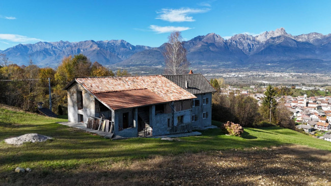 Casa Indipendente in vendita