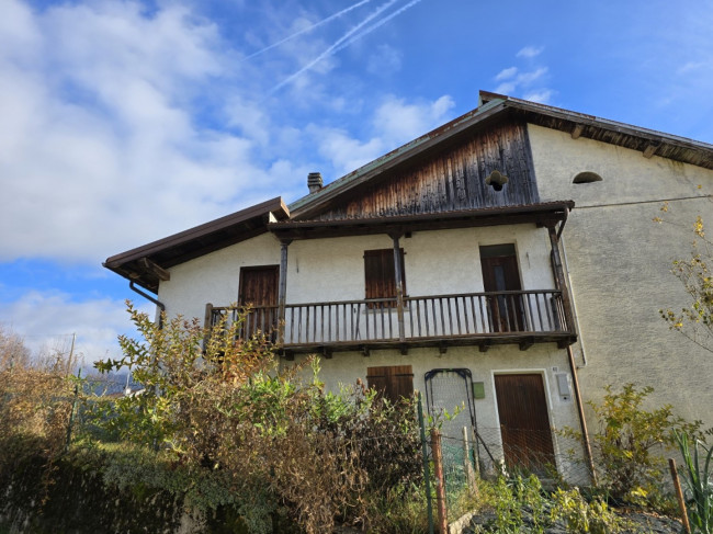 Casa Semindipendente in vendita