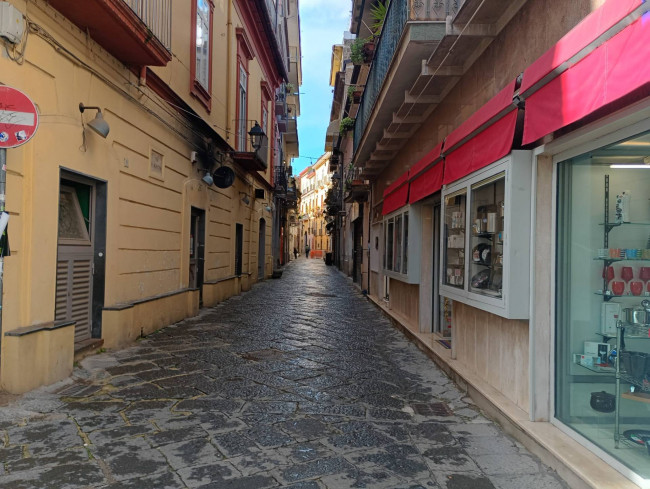 Locale Commerciale in Vendita