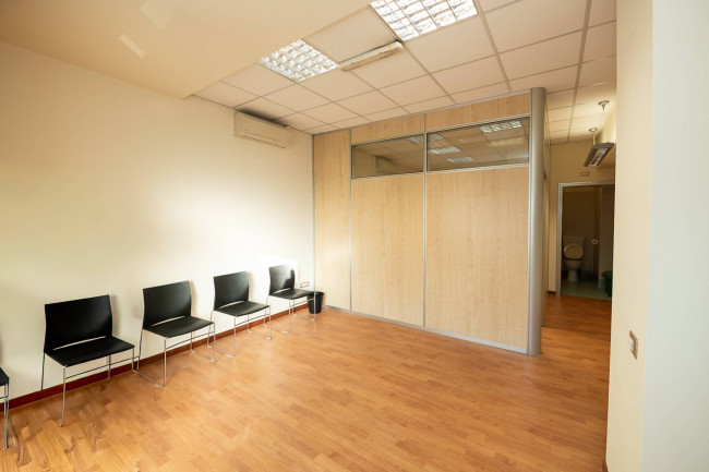 Locale Commerciale in vendita