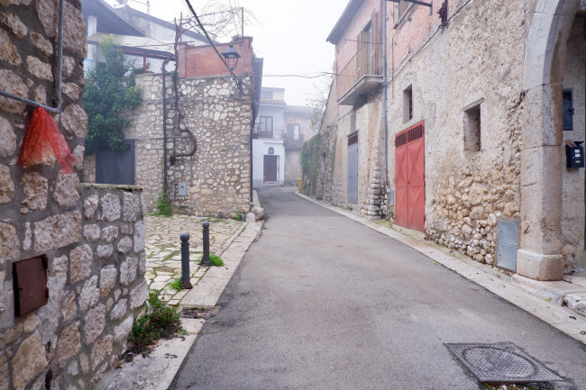 Casa Indipendente in Vendita