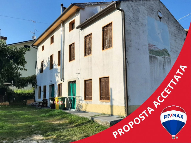 Casa Indipendente in vendita