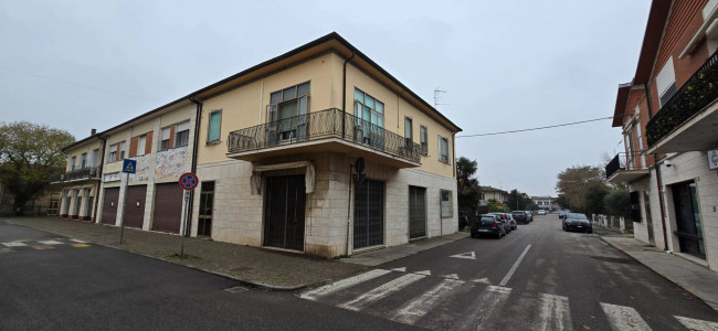 Appartamento in Vendita